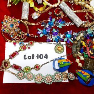 Jewelry Lot: Vintage to Modern Wearable, Fixable and Craft - Two Pounds! Lot 104